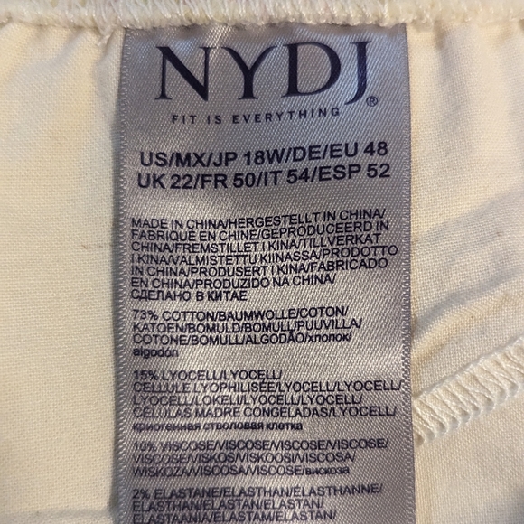 NYDJ Pull-On Wide-Leg Capri Jeans- Darcy Paisley - Picture 13 of 15